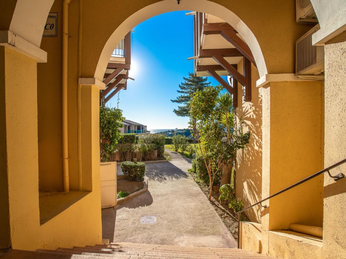 Apartment Village Cap Esterel - Le Village-76 By Interhome Saint-Raphael  Bagian luar foto