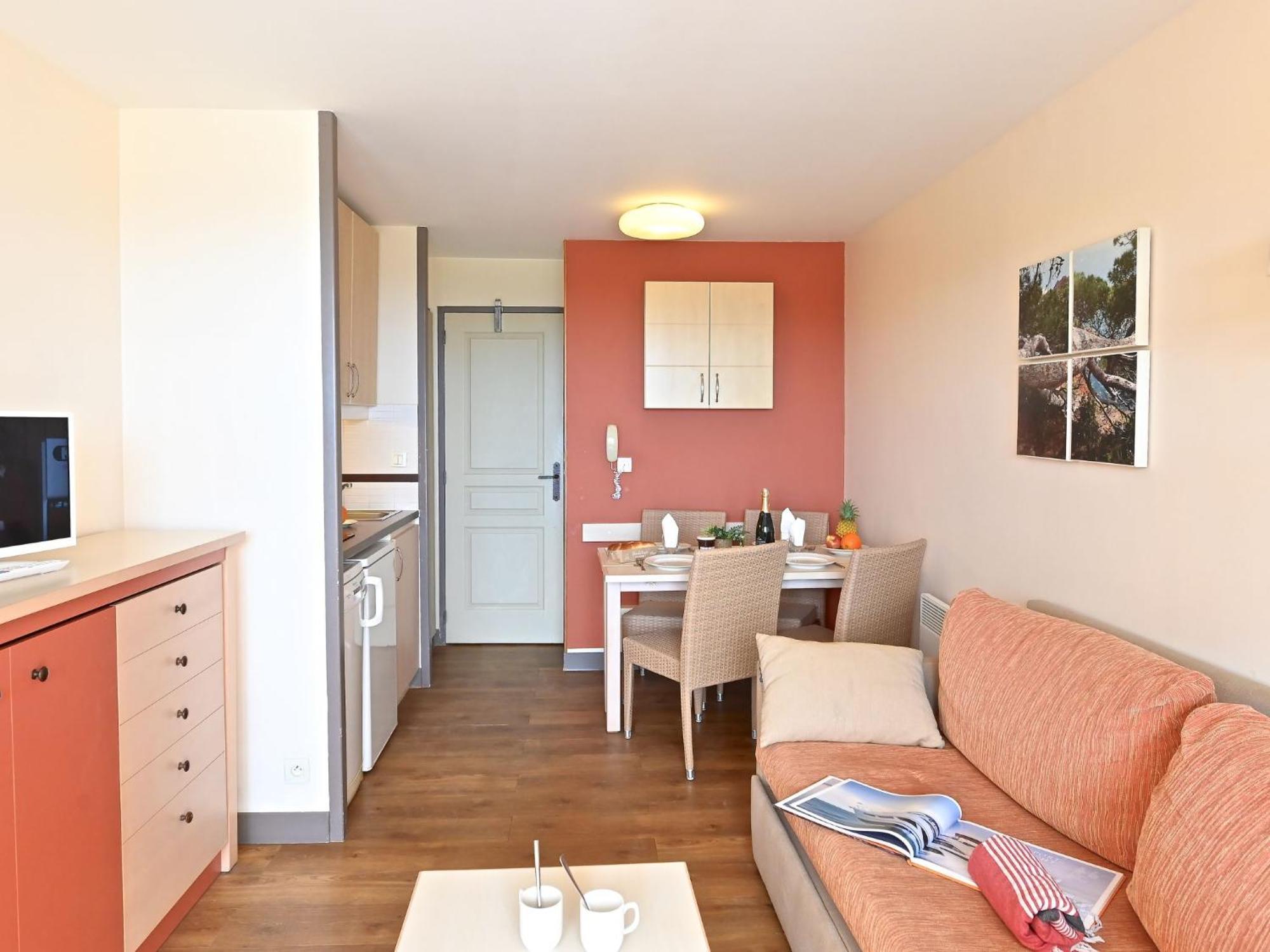 Apartment Village Cap Esterel - Le Village-76 By Interhome Saint-Raphael  Bagian luar foto