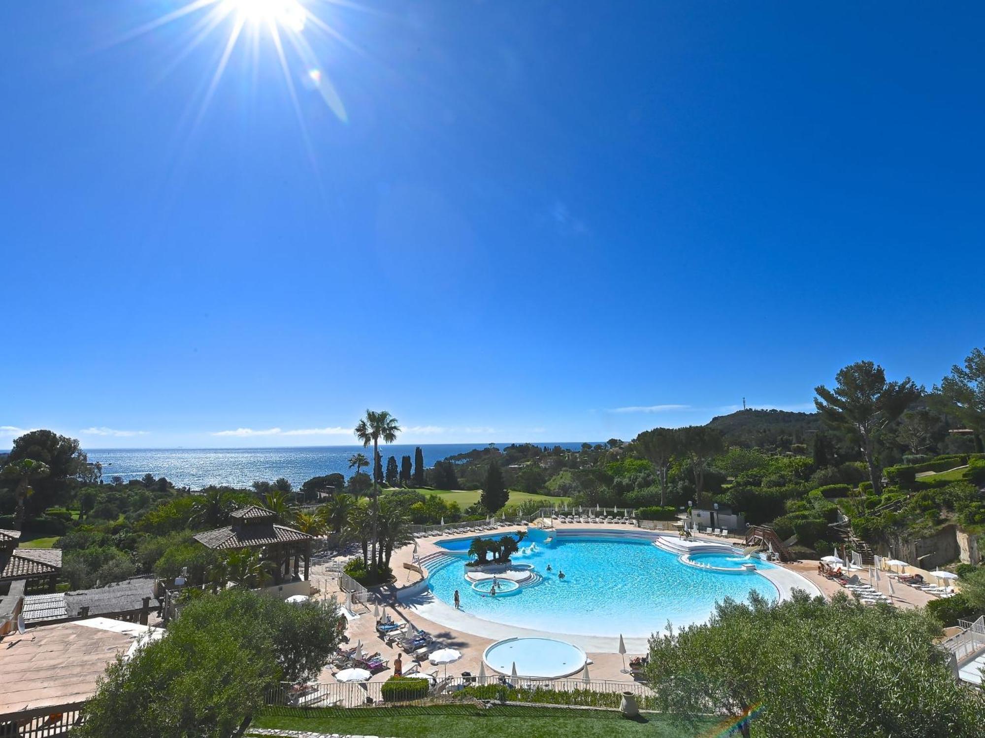 Apartment Village Cap Esterel - Le Village-76 By Interhome Saint-Raphael  Bagian luar foto