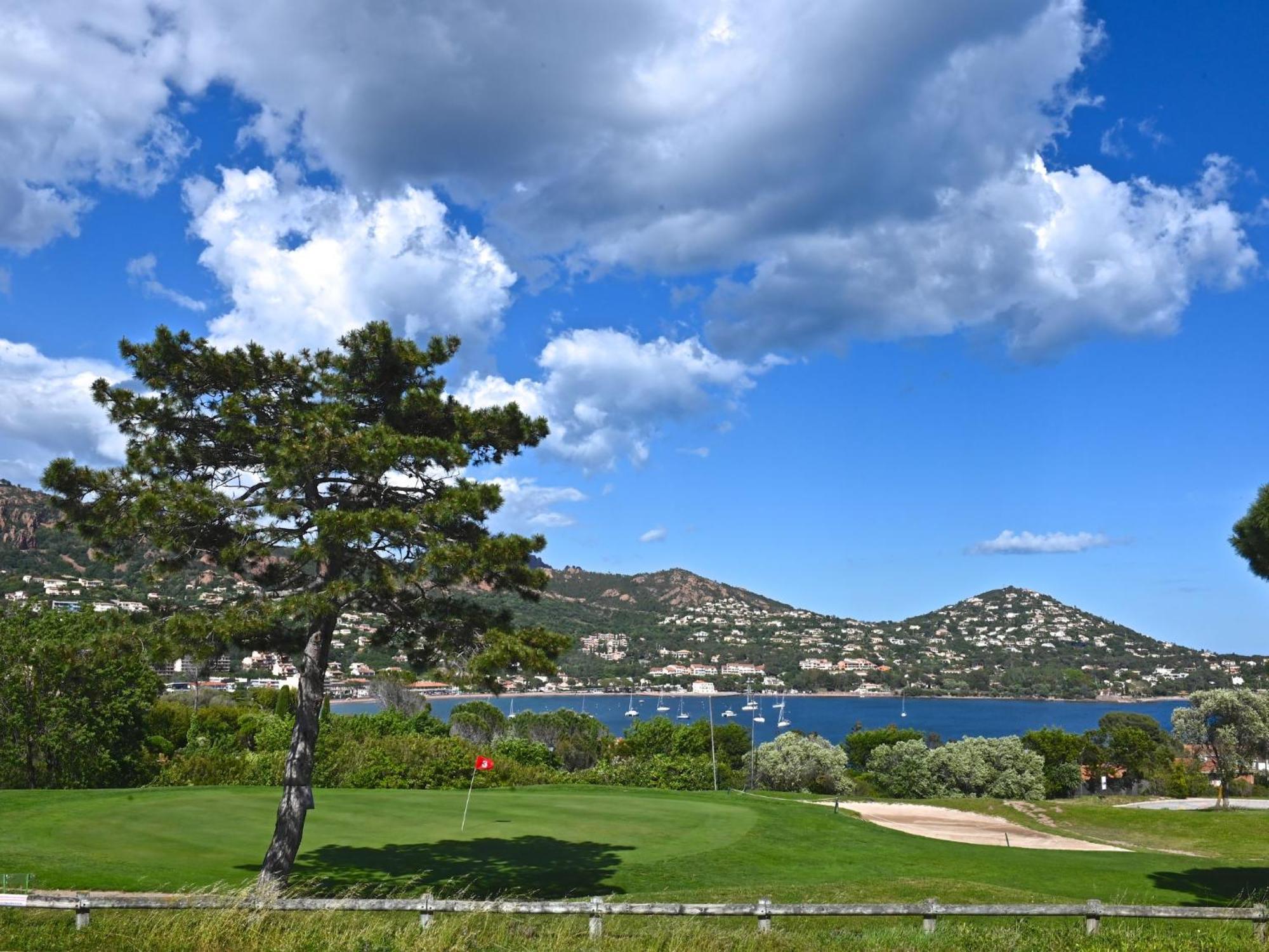 Apartment Village Cap Esterel - Le Village-76 By Interhome Saint-Raphael  Bagian luar foto