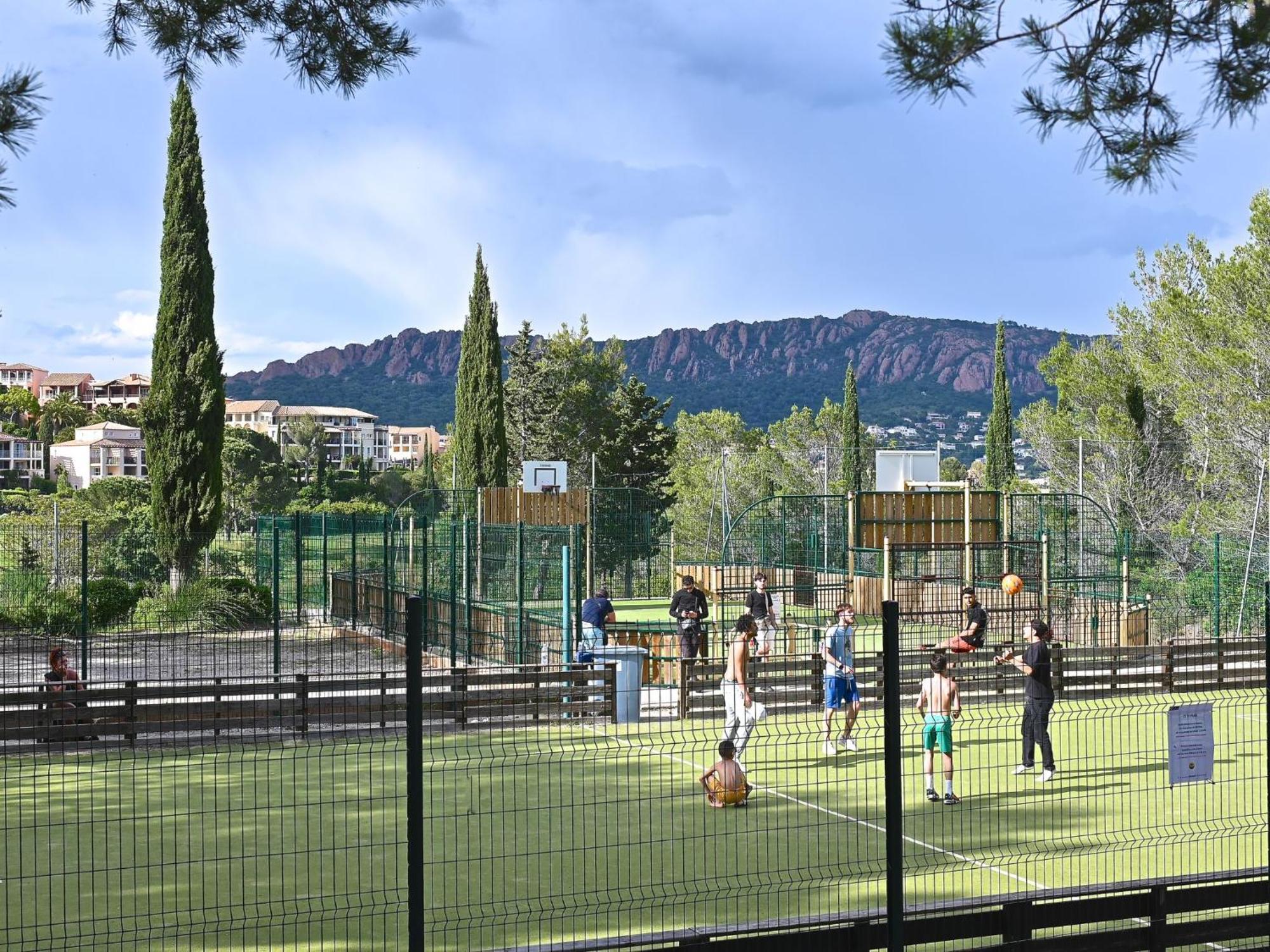 Apartment Village Cap Esterel - Le Village-76 By Interhome Saint-Raphael  Bagian luar foto