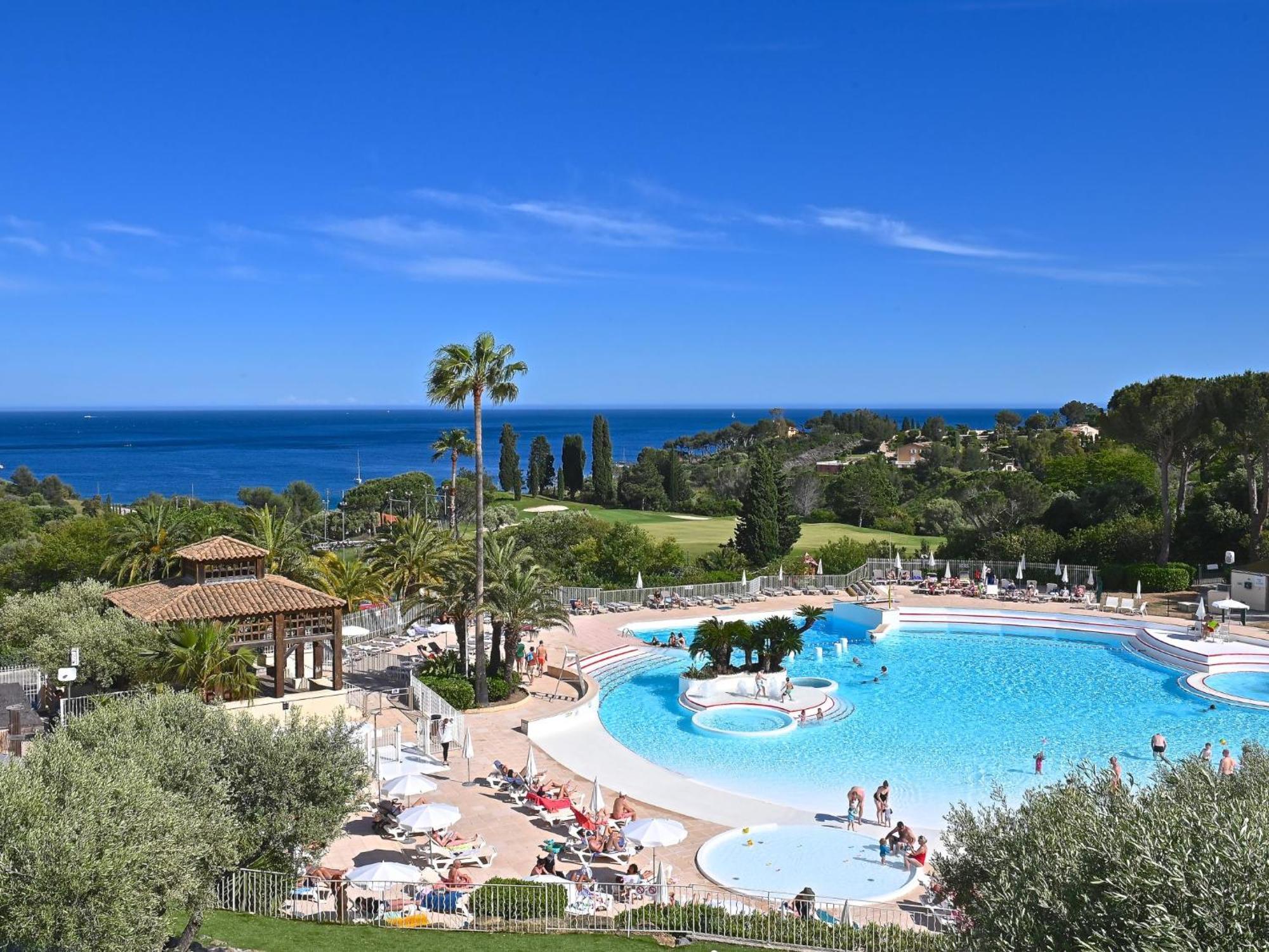 Apartment Village Cap Esterel - Le Village-76 By Interhome Saint-Raphael  Bagian luar foto
